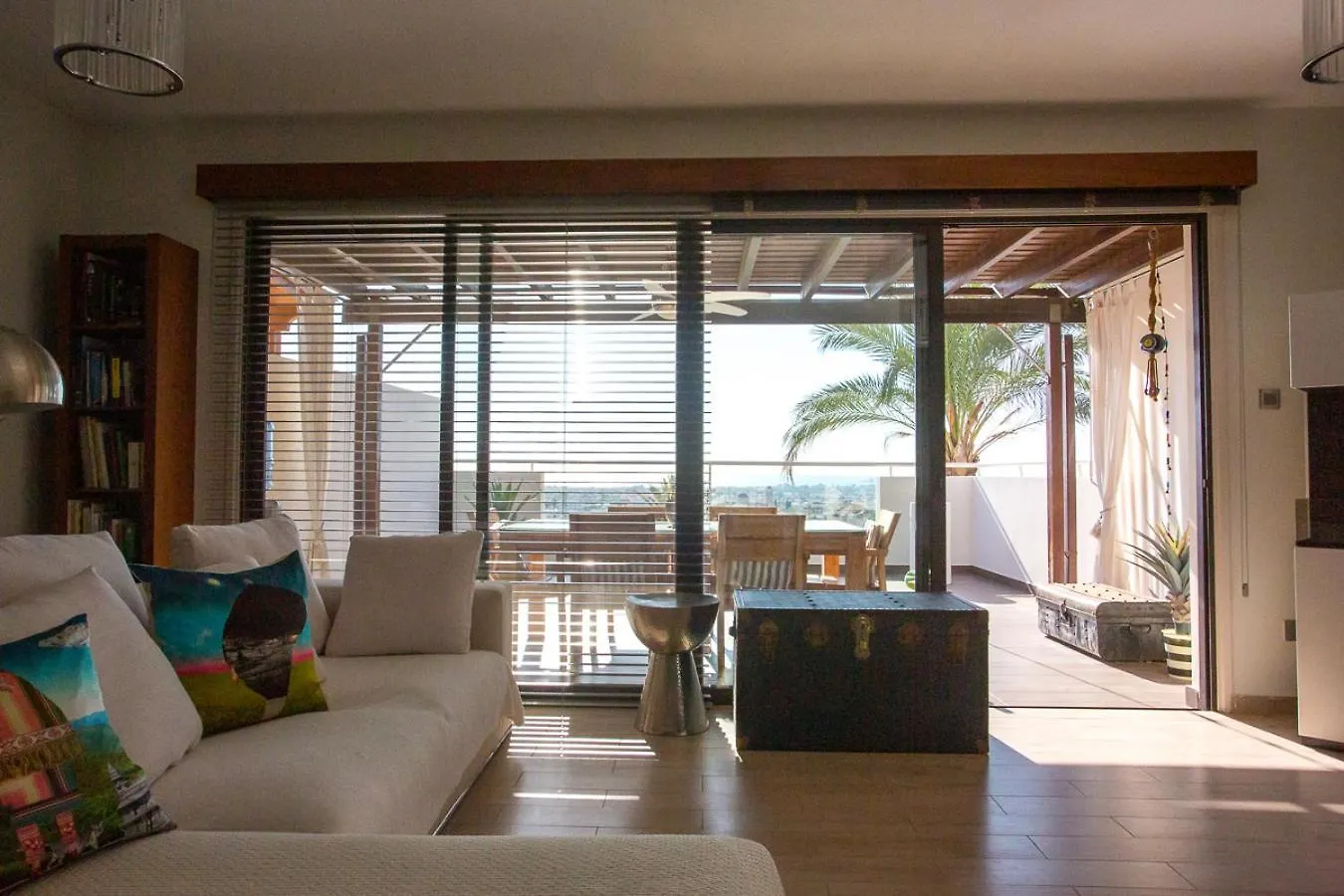 Penthouse Duplex Overlooking The Mediterranean Larnaca